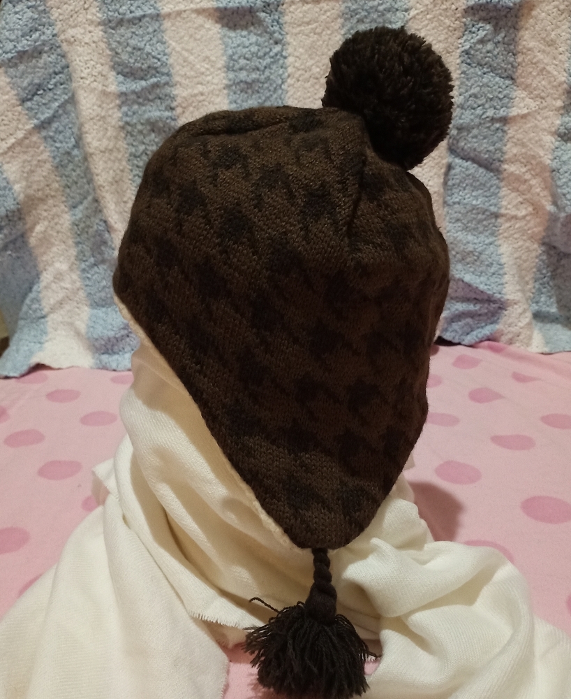 Kids winter cap (old navy)